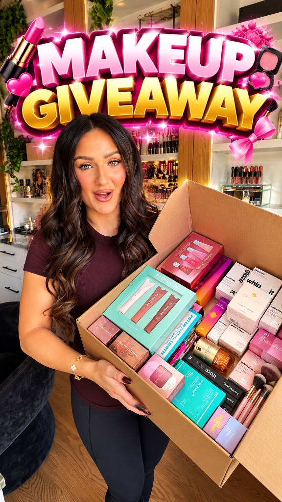 @mikaylanogueira Makeup Giveaway Showcase